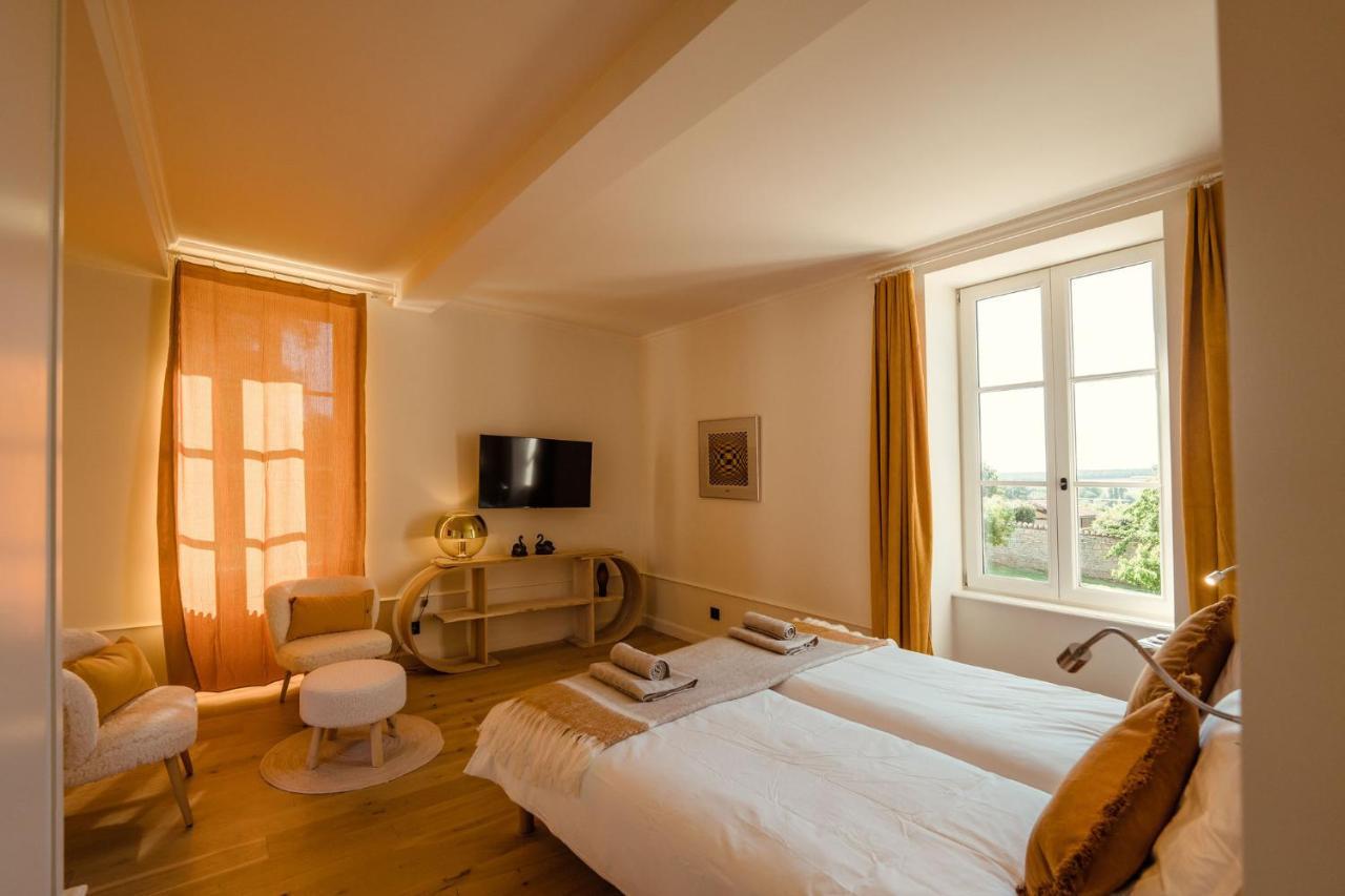 Clos Des Dames De Lancharre - La Maison Des Vignes Bed & Breakfast Chapaize ห้อง รูปภาพ